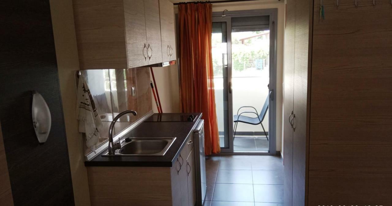 Villa Georgia Beach Neos Marmaras Exteriör bild