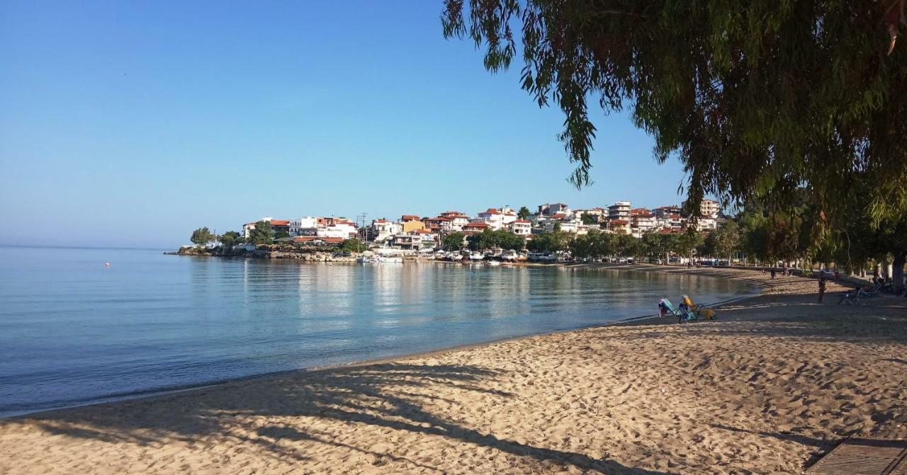 Villa Georgia Beach Neos Marmaras Exteriör bild